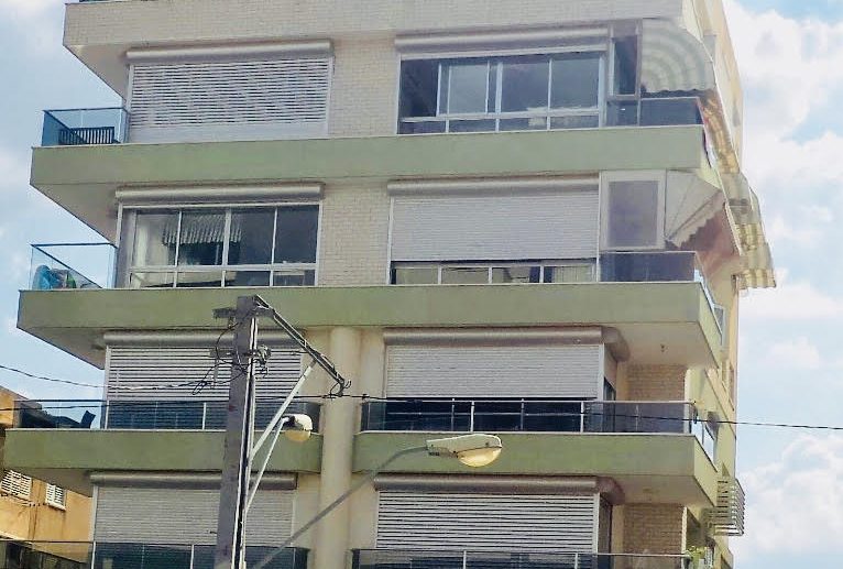 חזית בניין